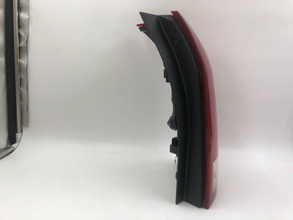 2002-2003 Saturn Vue Passenger Side Tail Light Taillight OEM D01B24003