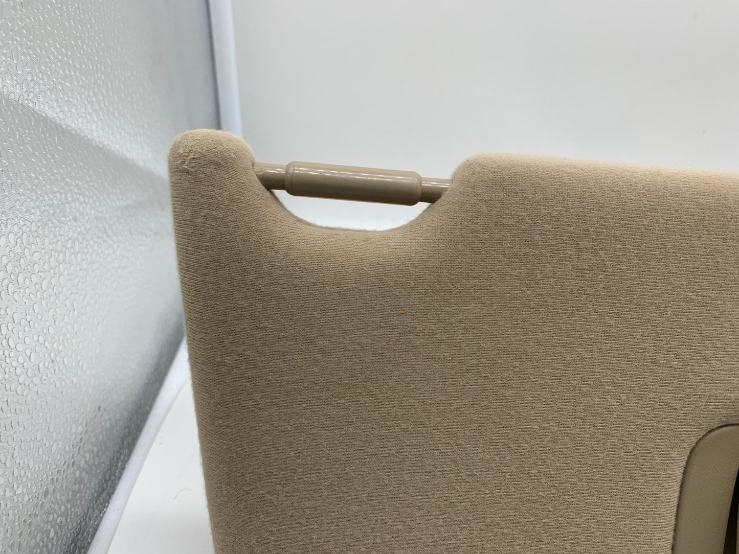 2005-2012 Toyota Avalon Passenger Sun Visor Beige Illuminated OEM A03B06003