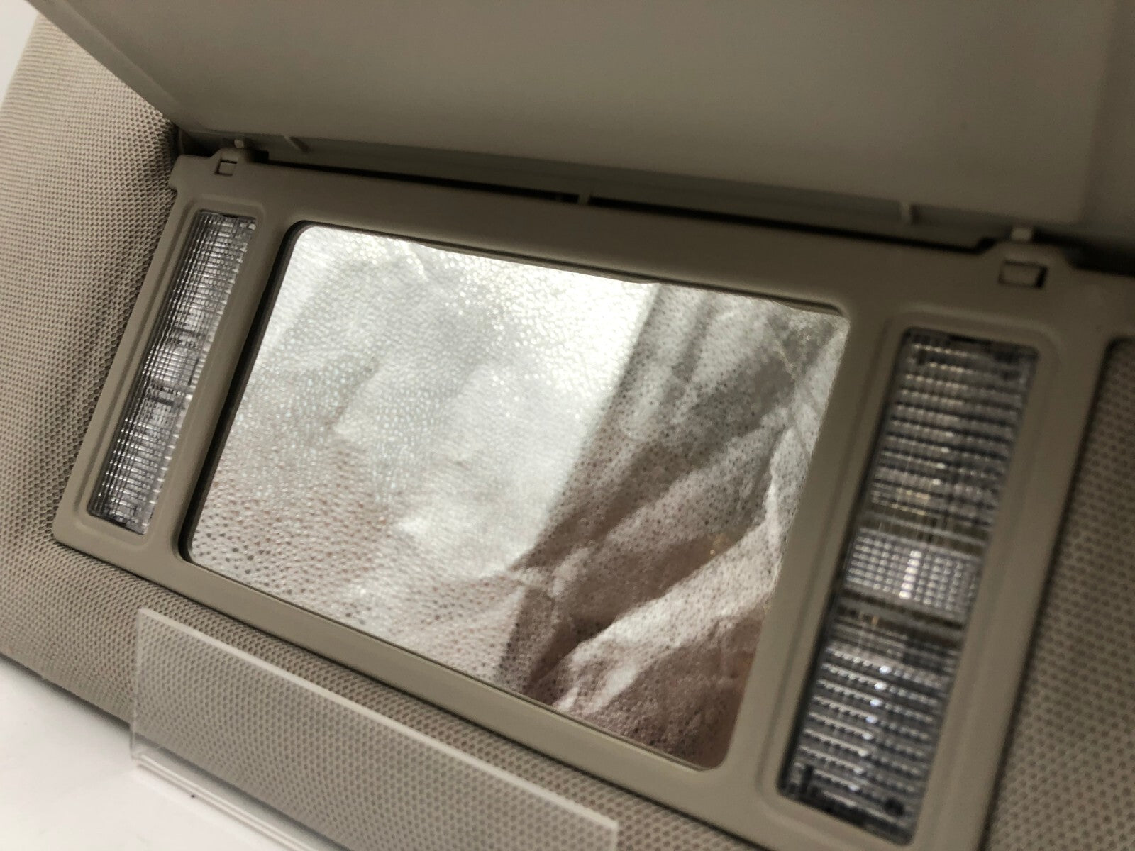 2005-2008 Pontiac Grand Prix Passenger Sun Visor Gray OEM B01B29043