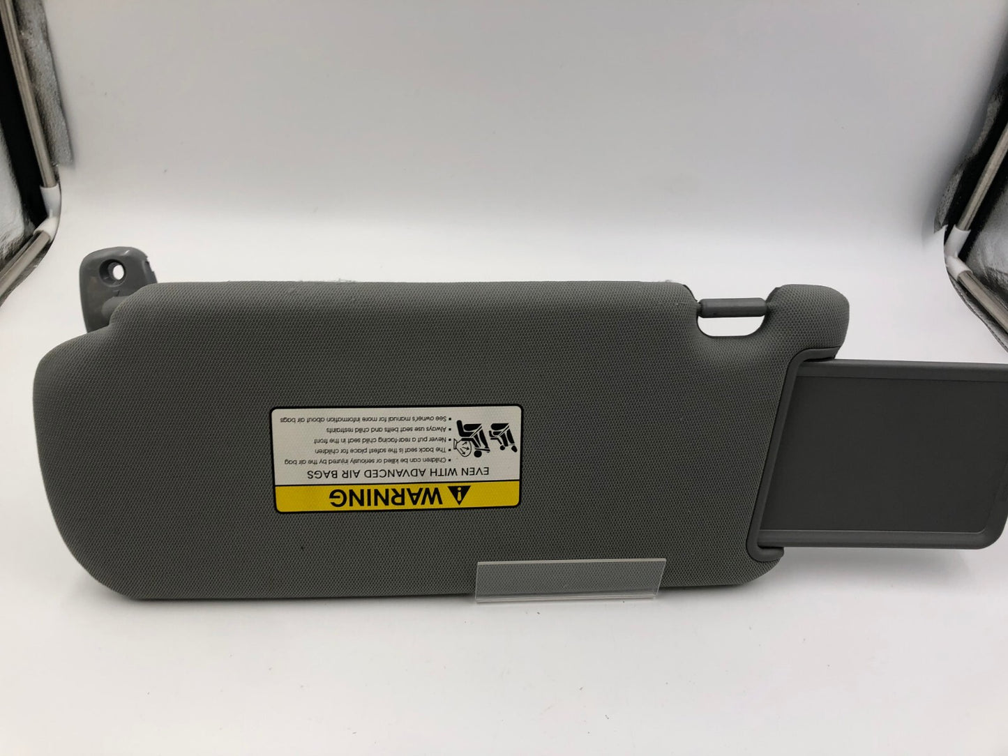 2011-2015 Kia Sorento Passenger Sun Visor Gray OEM C01B32027