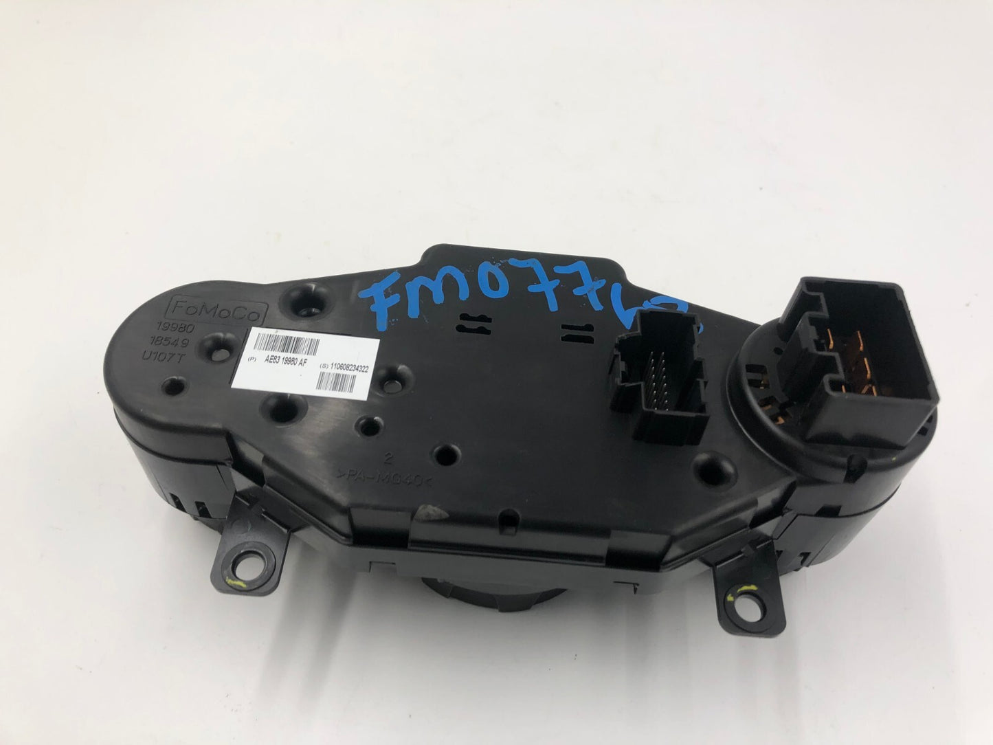 2011-2013 Ford Fiesta AC Heater Climate Control Unit OEM C04B06020
