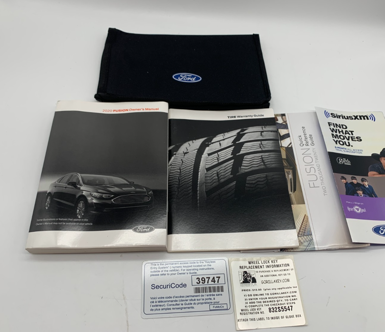 2020 Ford Fusion Owners Manual Set with Case OEM D03B43002