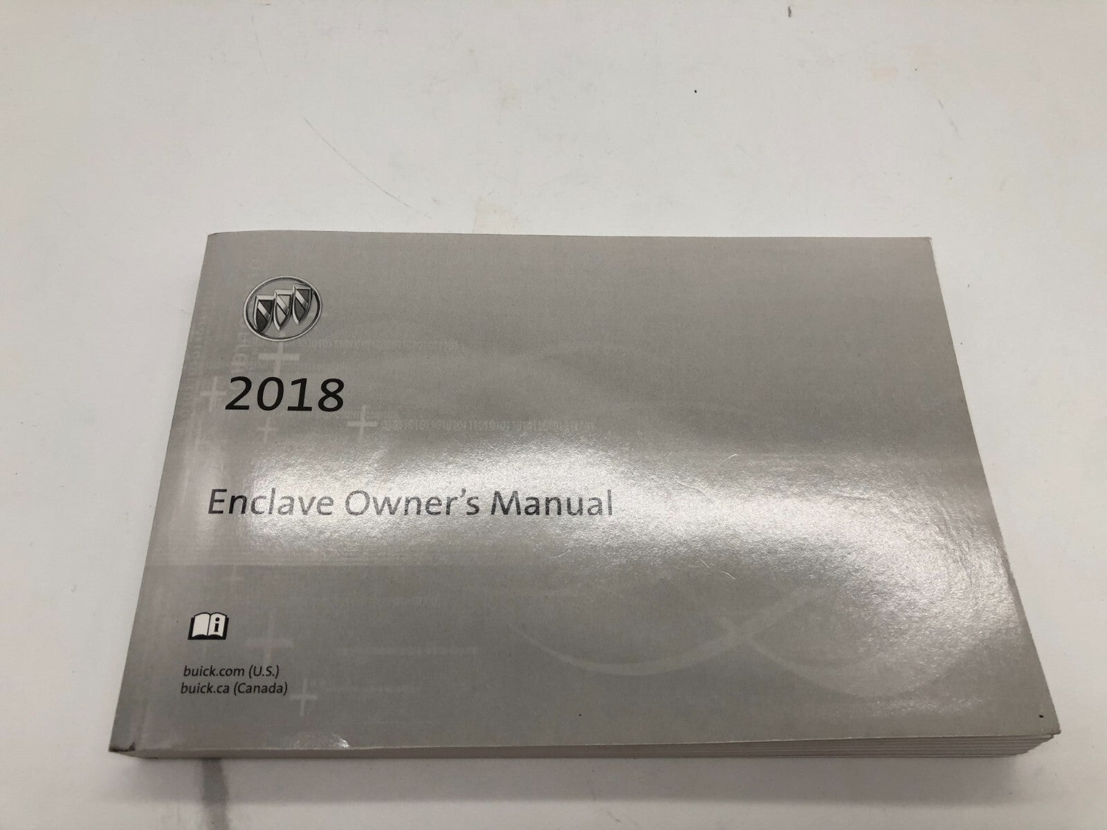 2018 Buick Enclave Owners Manual Set with Case OEM E03B47003