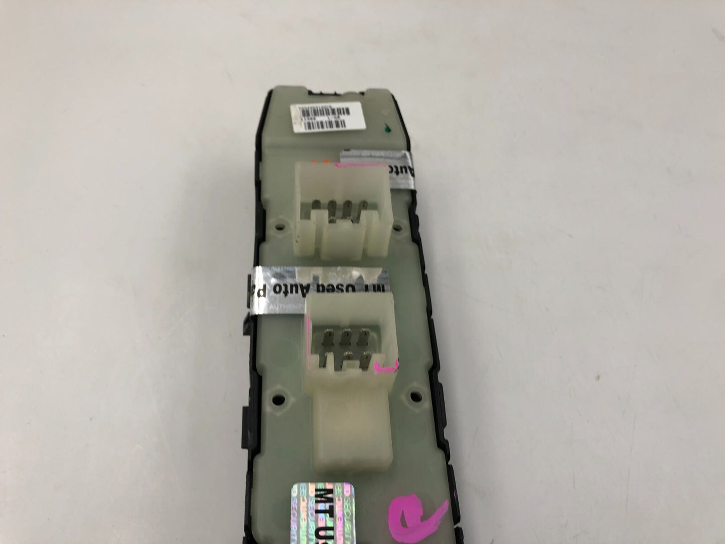 2007-2010 Dodge Caliber Master Power Window Switch OEM E03B45070
