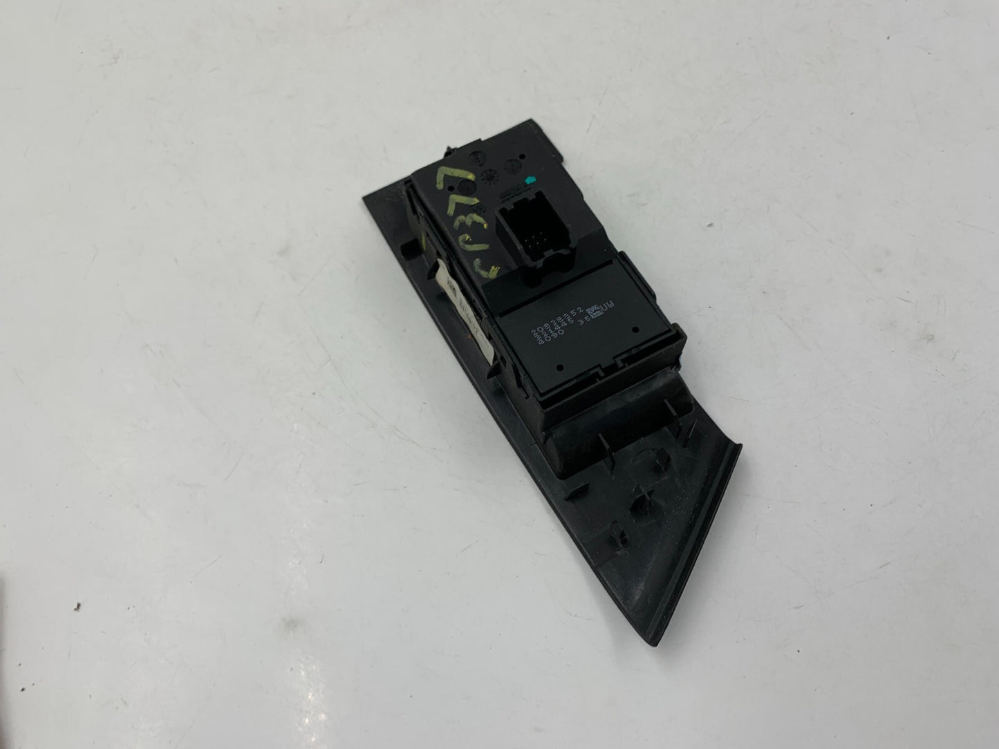 2011-2014 Buick Verano Master Power Window Switch OEM C03B18041