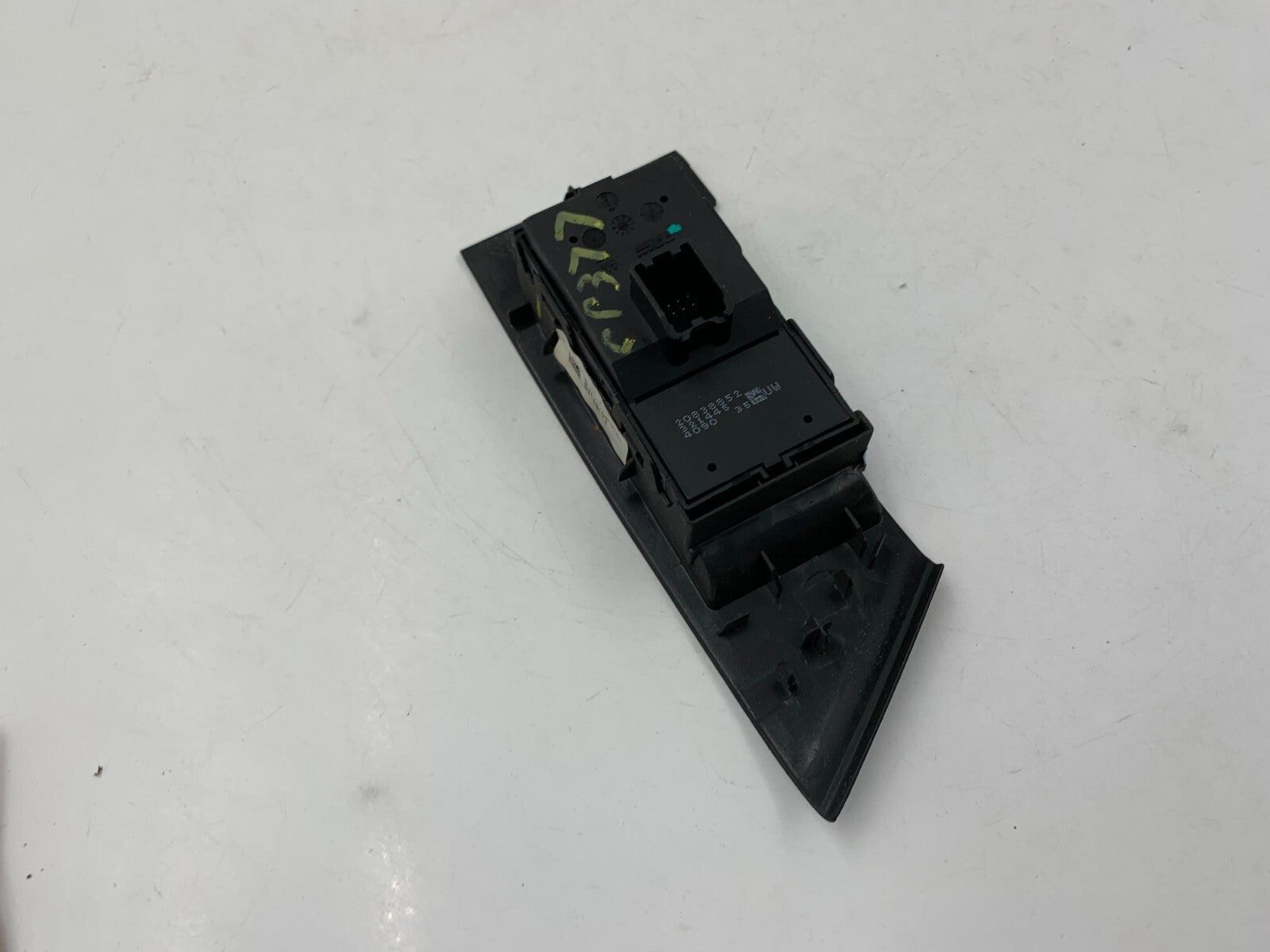 2011-2014 Buick Verano Master Power Window Switch OEM C03B18041