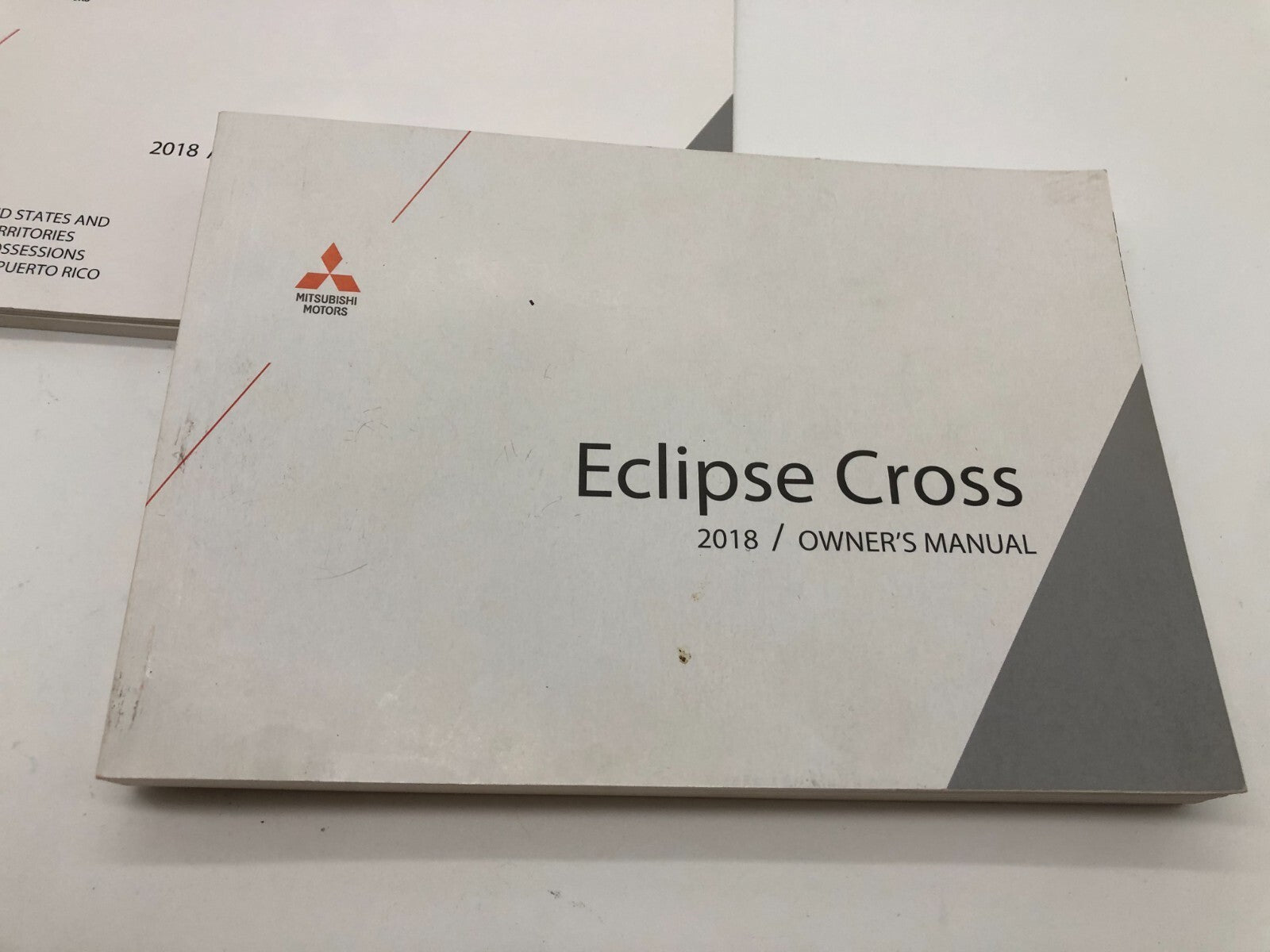 2018 Mitsubishi Eclipse Cross Owners Manual Set with Case OEM R01B34012