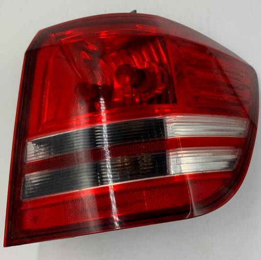 2009-2011 Dodge Journey Passenger Side Tail Light Taillight OEM A02B28050