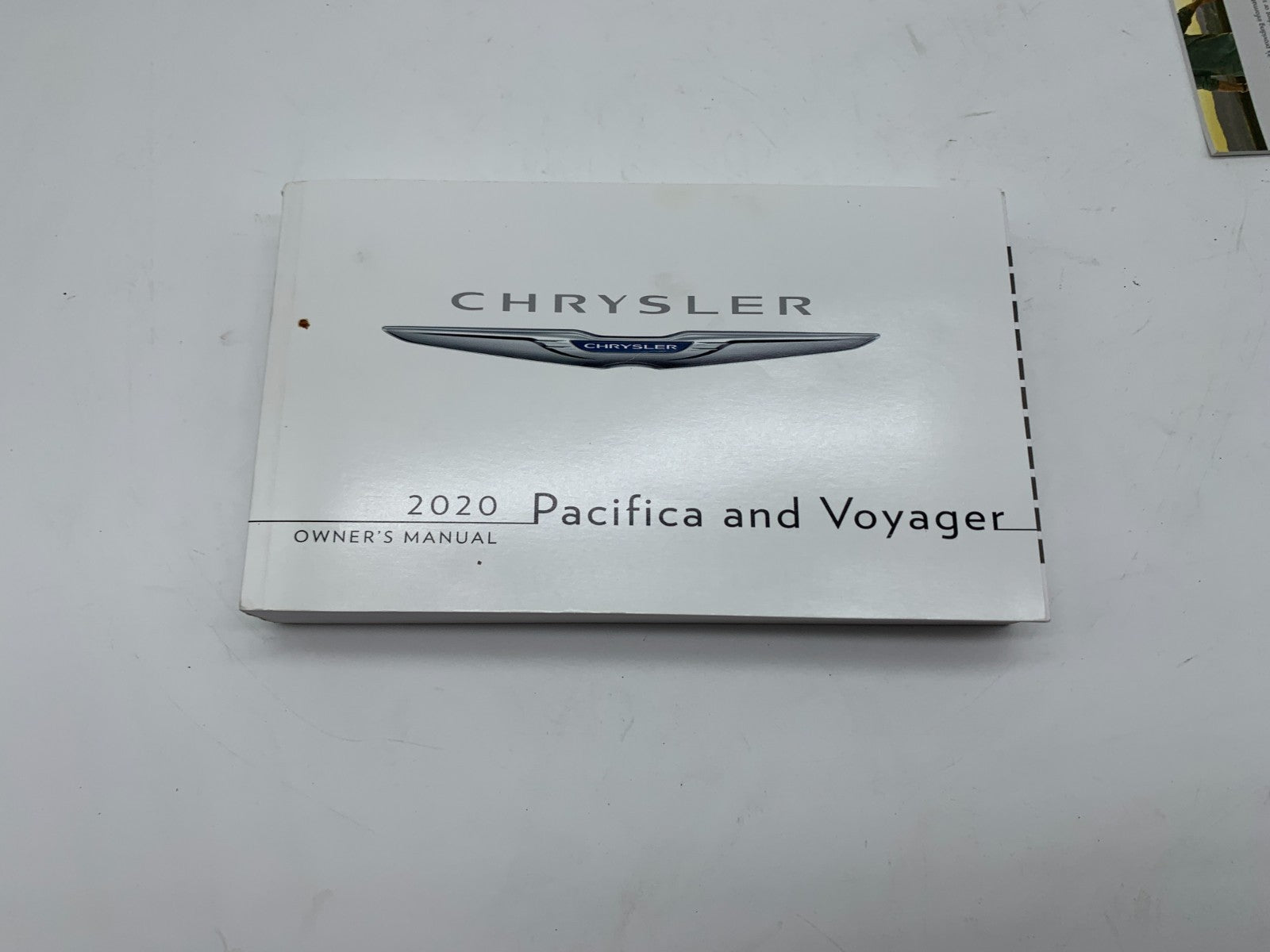 2018 Chrysler Pacifica and Voyager Owners Manual Set OEM B01B22009