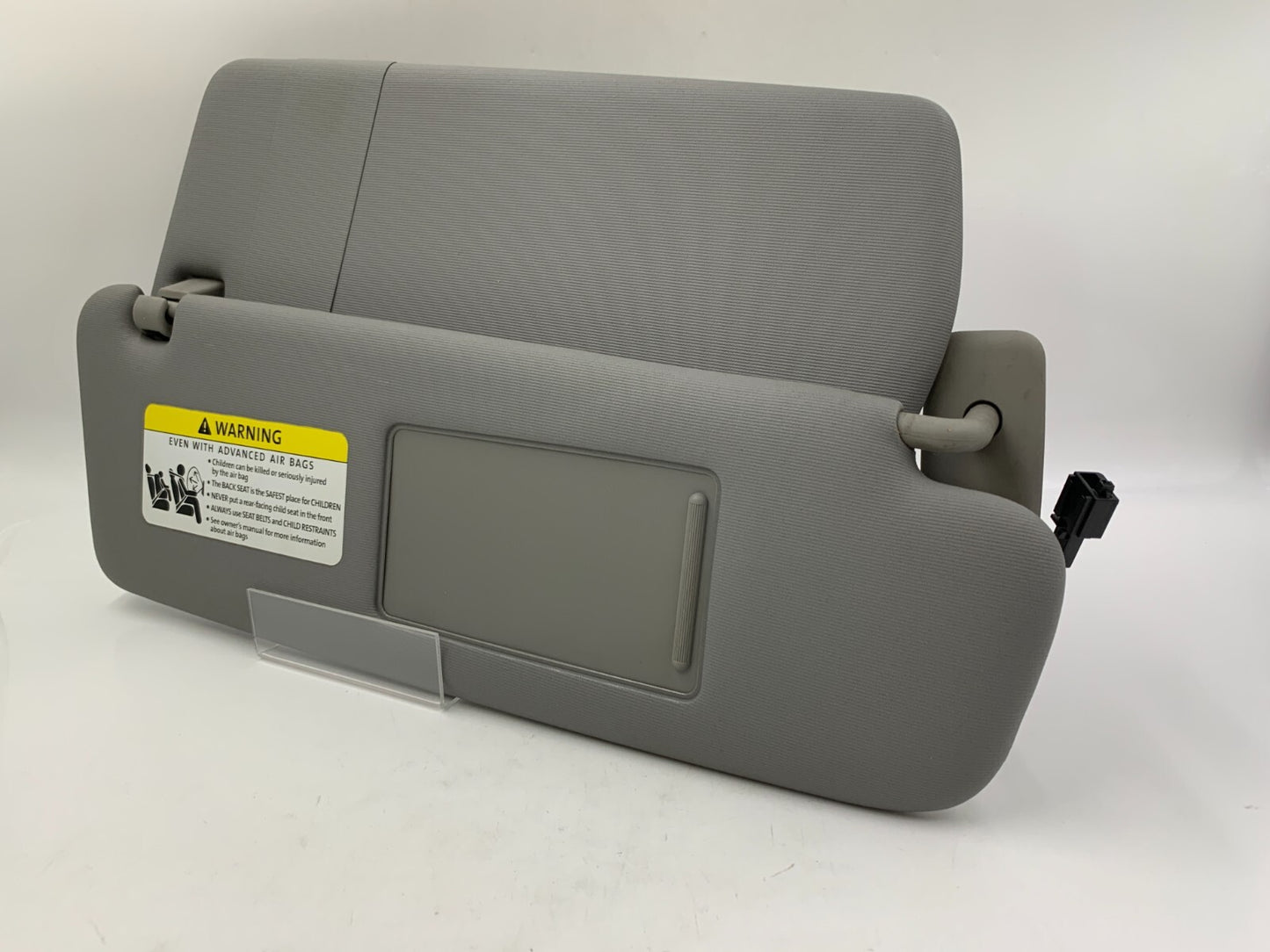 2004-2010 Volkswagen Touareg Passenger Sun Visor Gray Illuminated OEM B02B34023