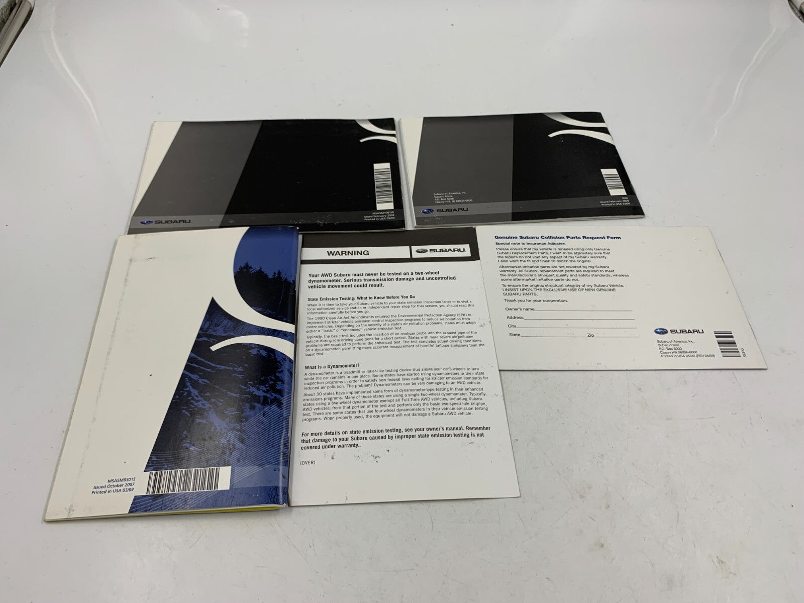 2010 Subaru Legacy Owners Manual Set With Case OEM D02B57008