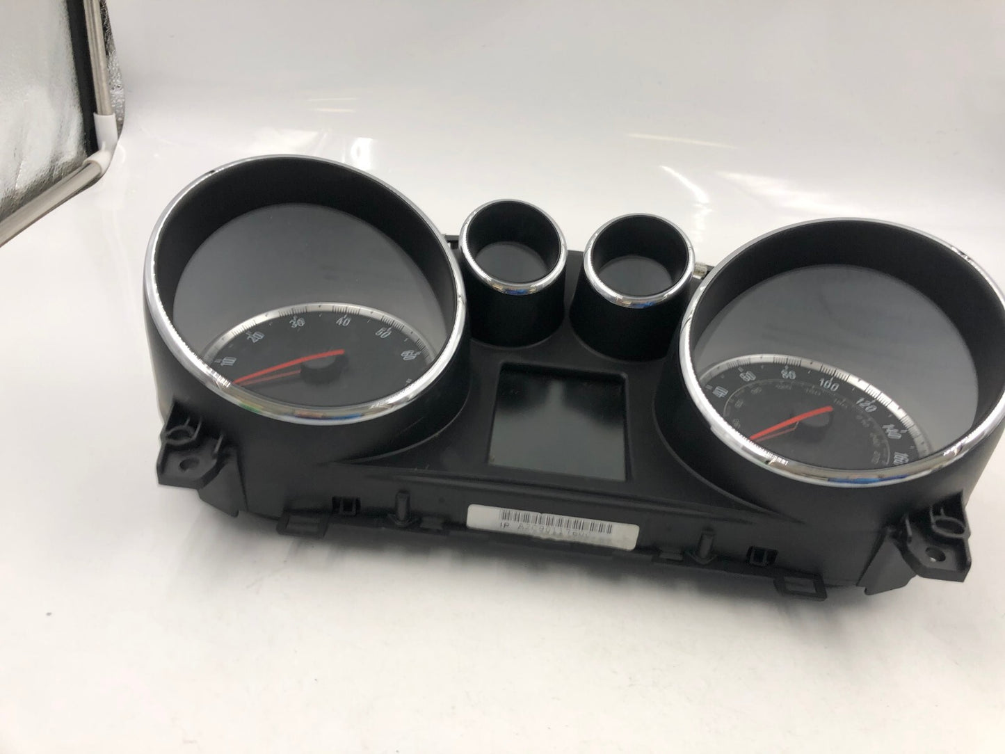 2015 Buick Encore Speedometer Instrument Cluster 27394 Miles OEM B01B50070