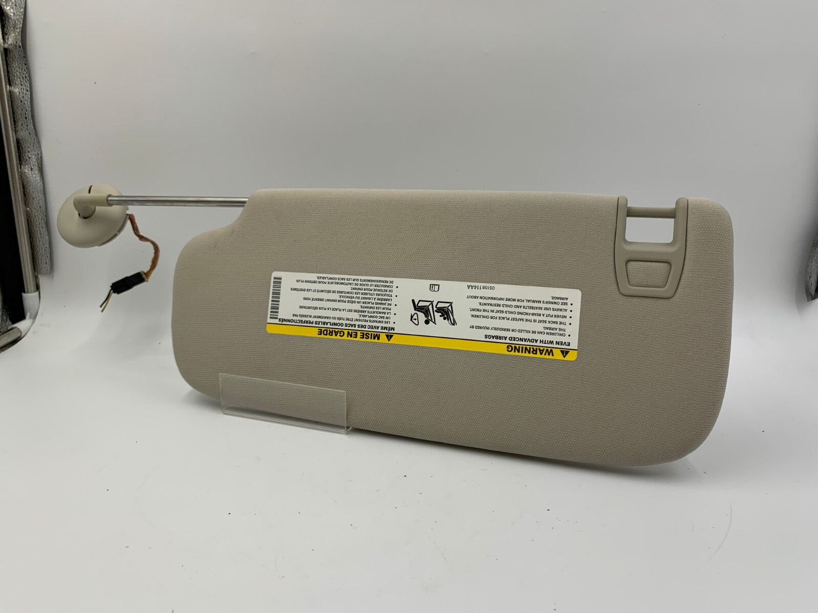 2011-2013 Jeep Grand Cherokee Passenger Sun Visor Gray Illumination B01B30034