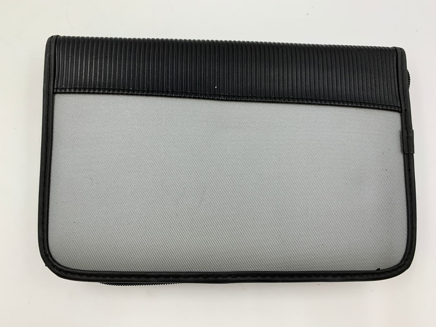 2004 Nissan Maxima Owners Manual with Case OEM C04B41022