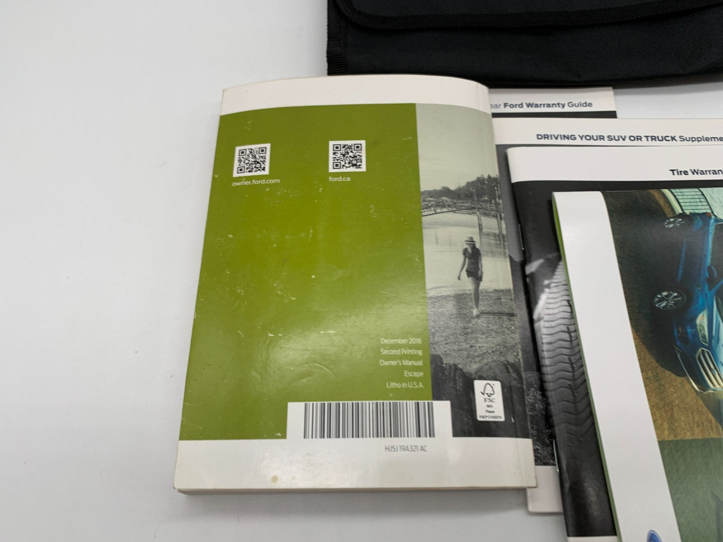 2017 Ford Escape Owners Manual Set with Case OEM