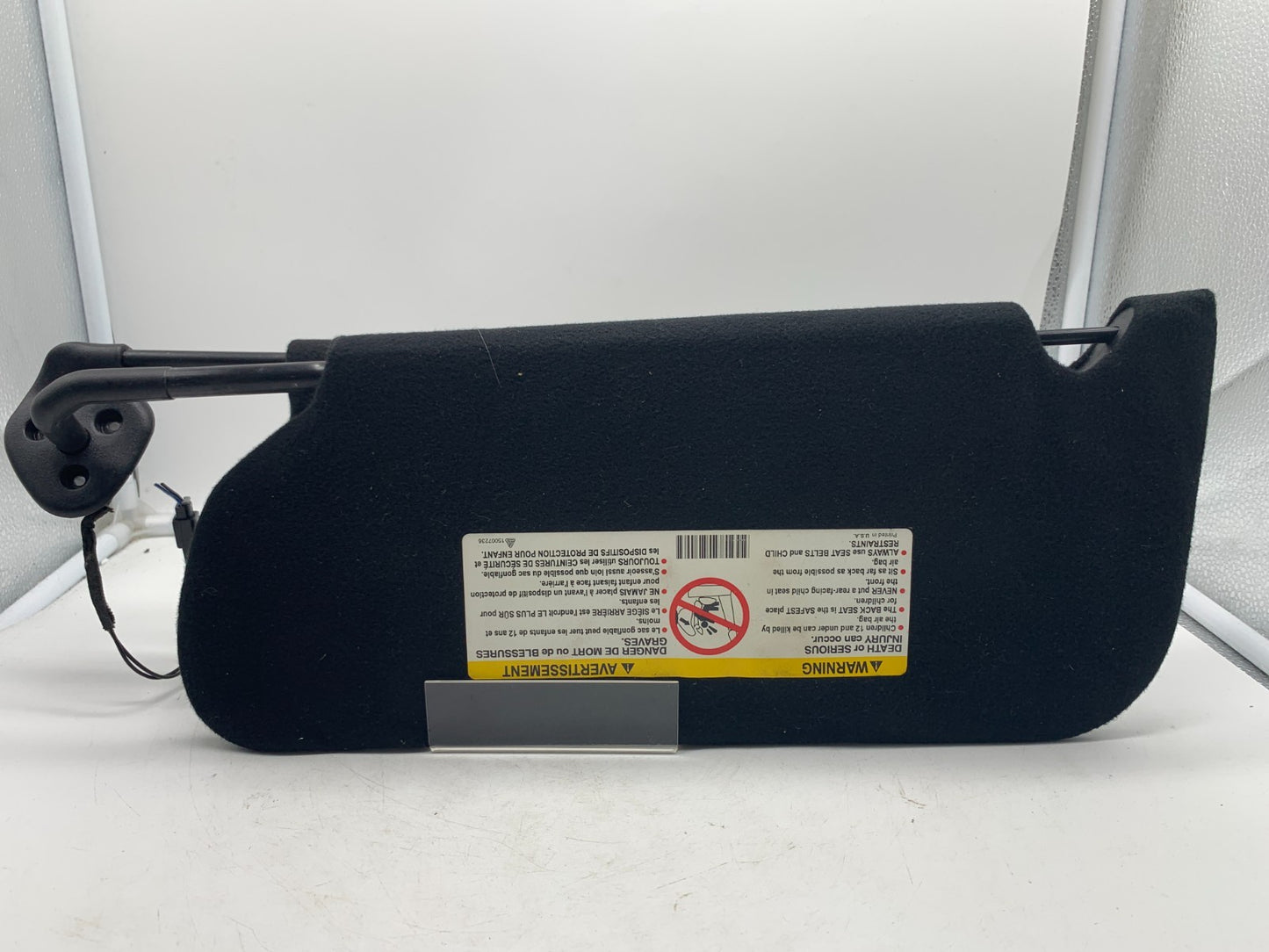 2000-2004 Cadillac Deville Passenger Sun Visor Black Illuminated OEM A01B56009