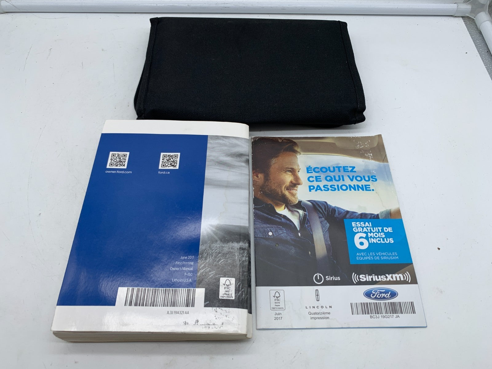 2018 Ford F150 F-150 Owners Manual Set with Case OEM R01B25023