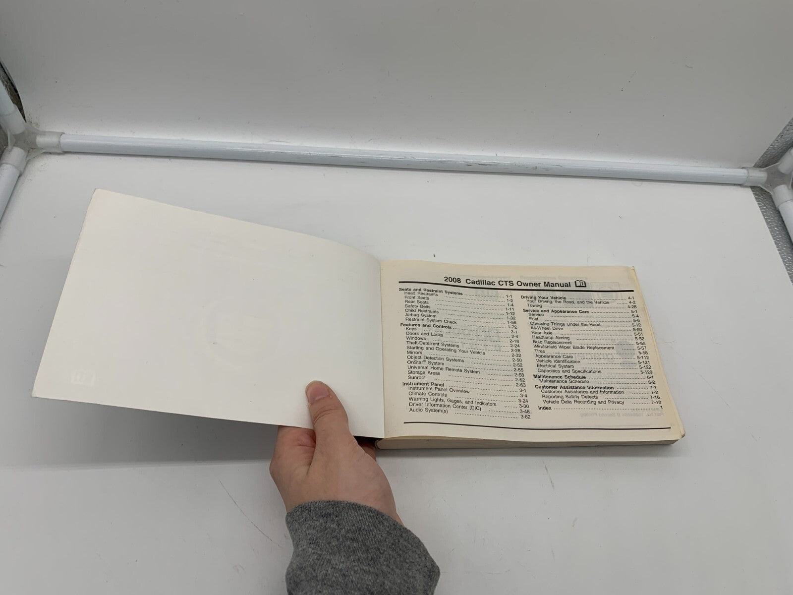 2008 Cadillac CTS Owners Manual OEM E02B13053