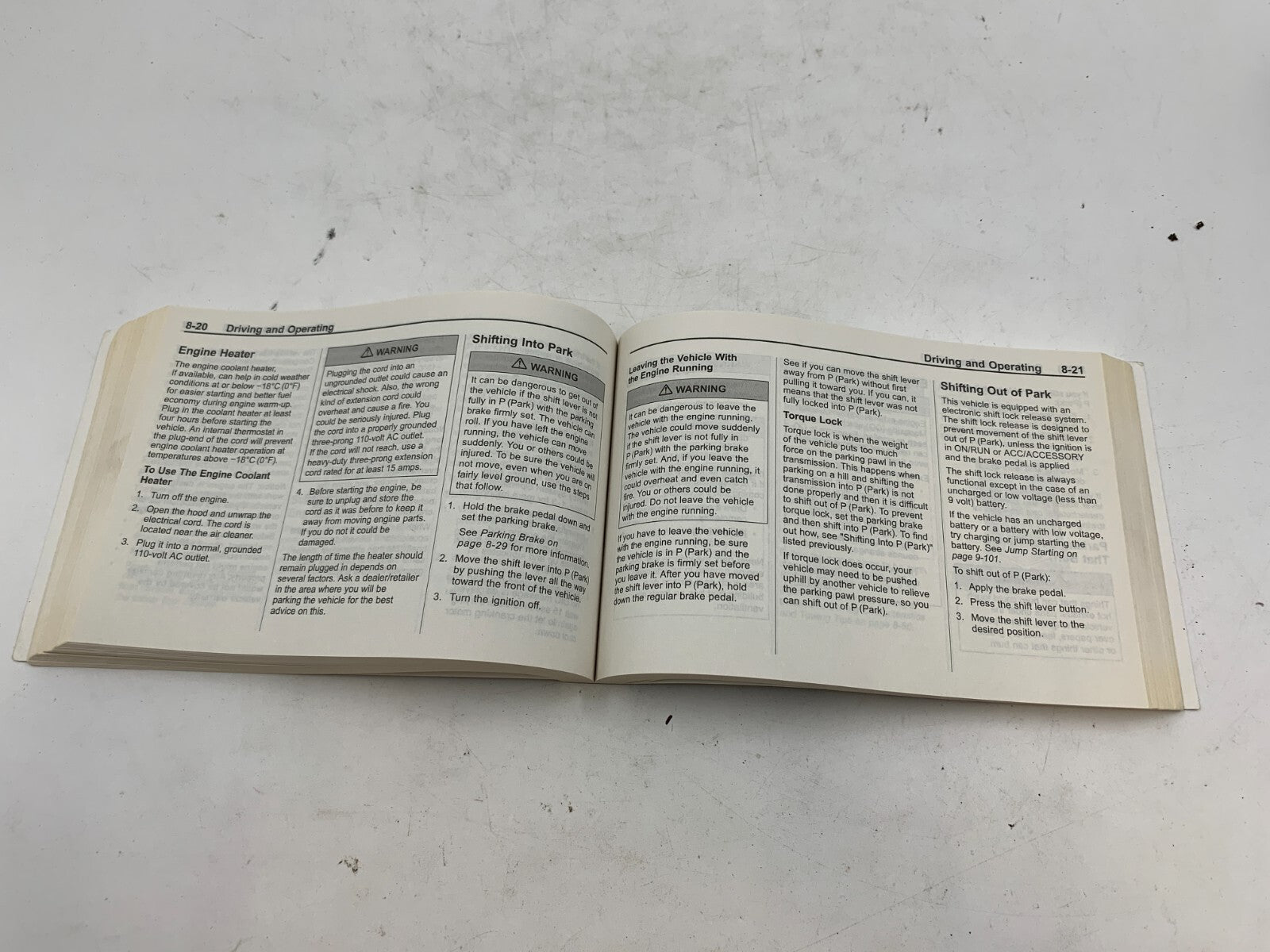 2010 Cadillac SRX Owners Manual Set with Case OEM C04B31052