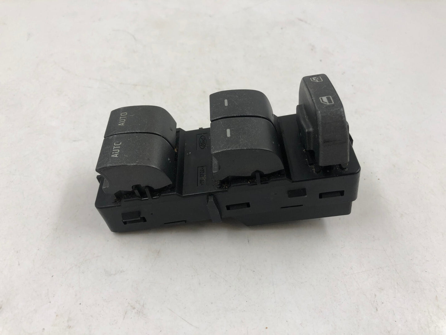 2008-2010 Lincoln MKX Master Power Window Switch OEM C04B25029