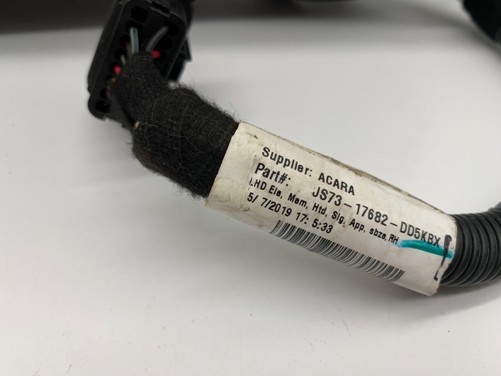 2019-2020 Ford Fusion Passenger Side View Power Door Mirror Black BSA C02B26005