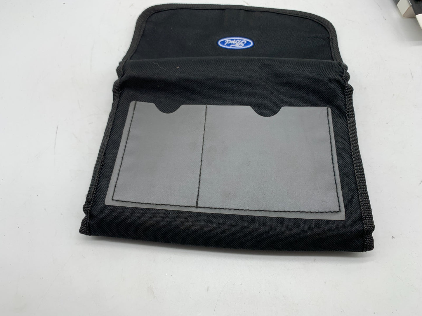 2015 Ford Focus Owners Manual Set with Case OEM A04B05016