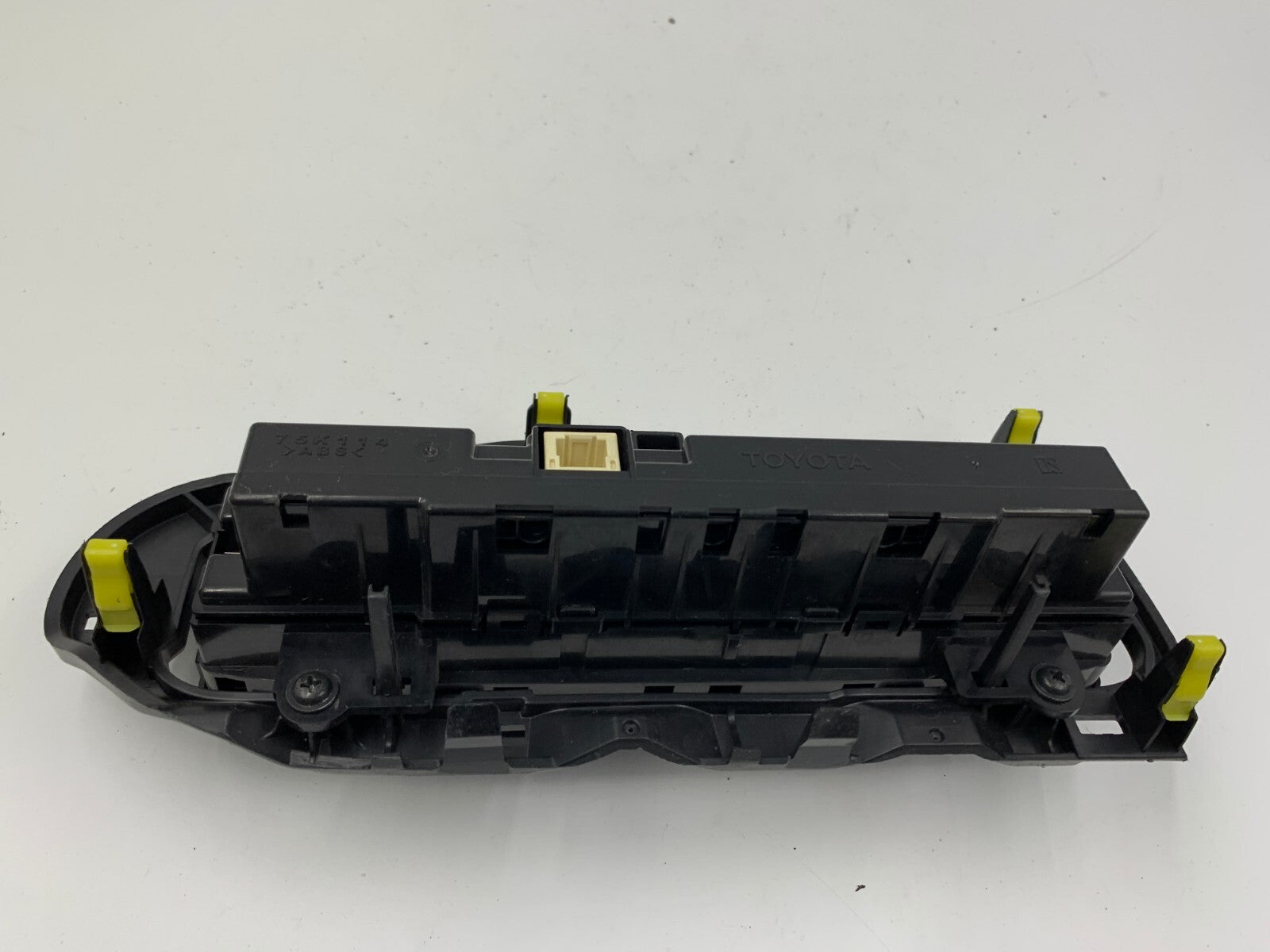 2017-2019 Toyota Corolla AC Heater Climate Control Unit OEM C01B31006