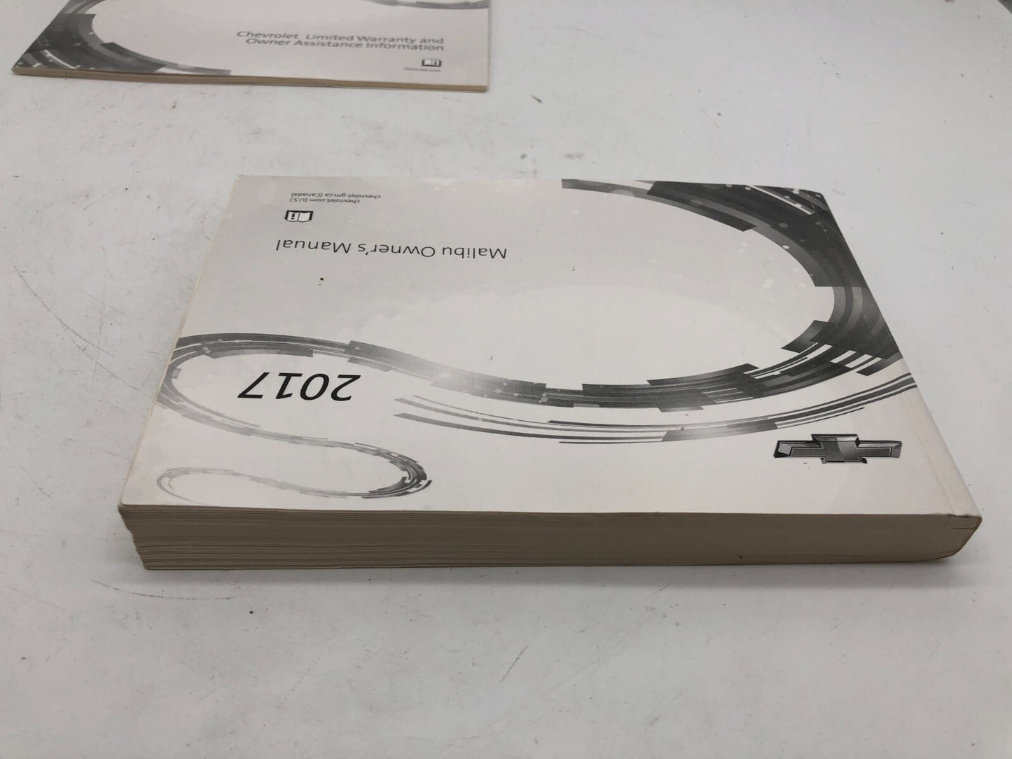 2017 Chevrolet Malibu Owners Manual Set OEM A01B26005