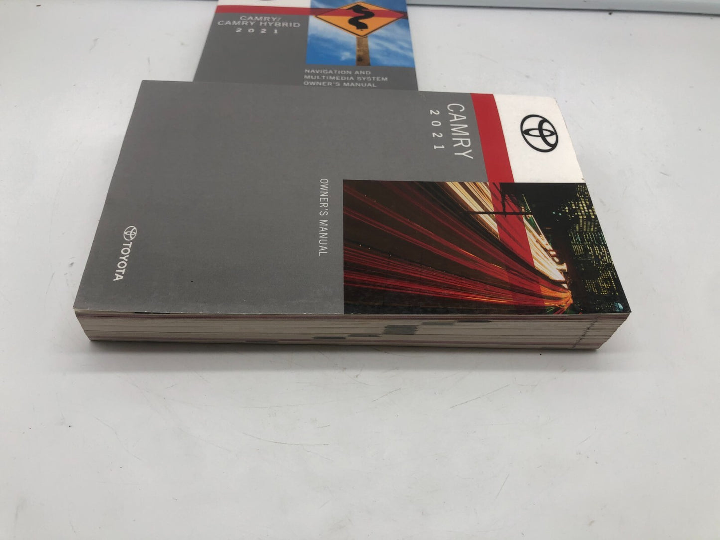 2021 Toyota Camry Owners Manual Set OEM A01B41004