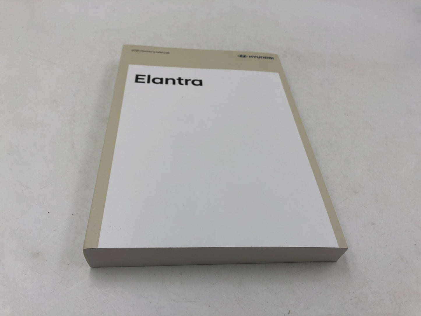 2021 Hyundai Elantra Owners Manual Set with Case OEM B01B46038