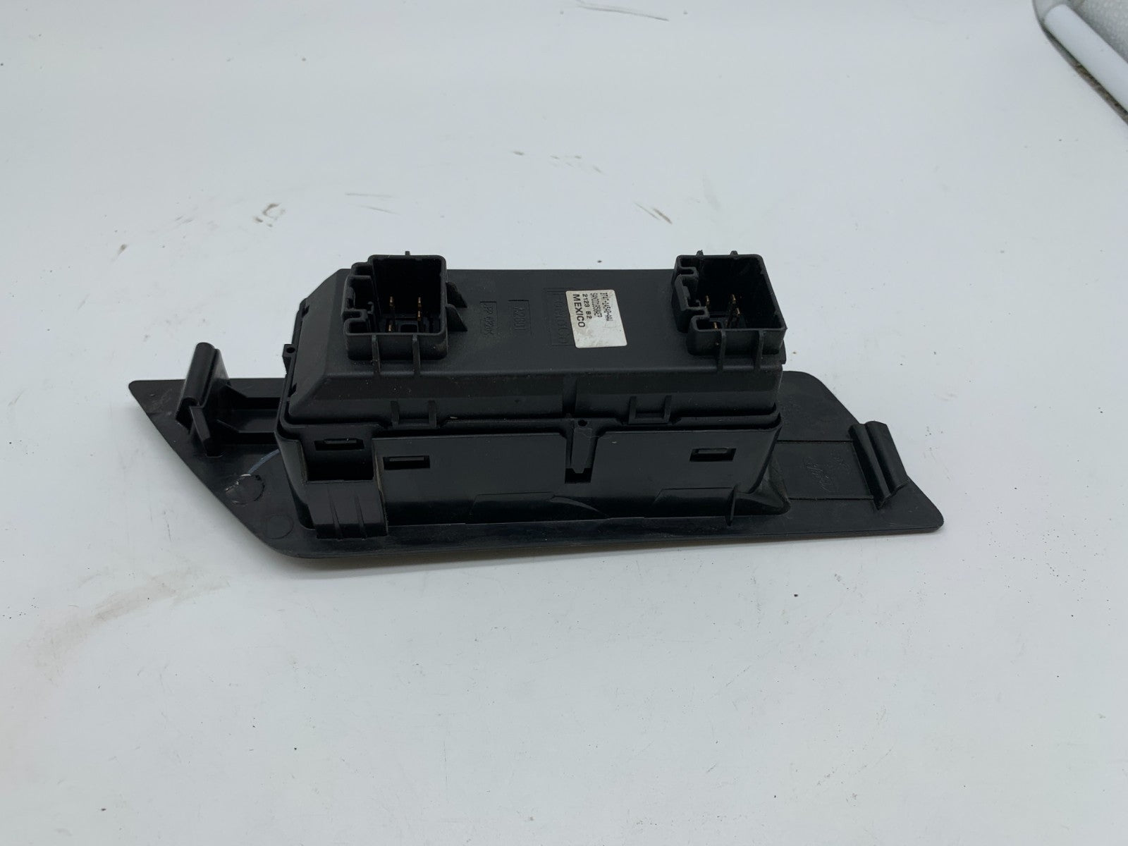 2011-2014 Ford Edge Master Power Window Switch D01B36011