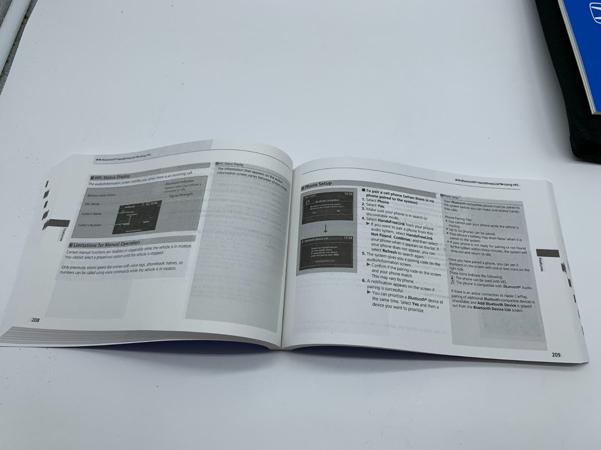 2021 Honda Civic Sedan Owners Manual Set with Case OEM B03B35003