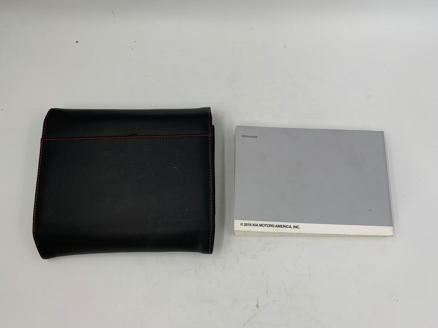 2016 Kia Optima Sedan Owners Manual with Case OEM D01B64004