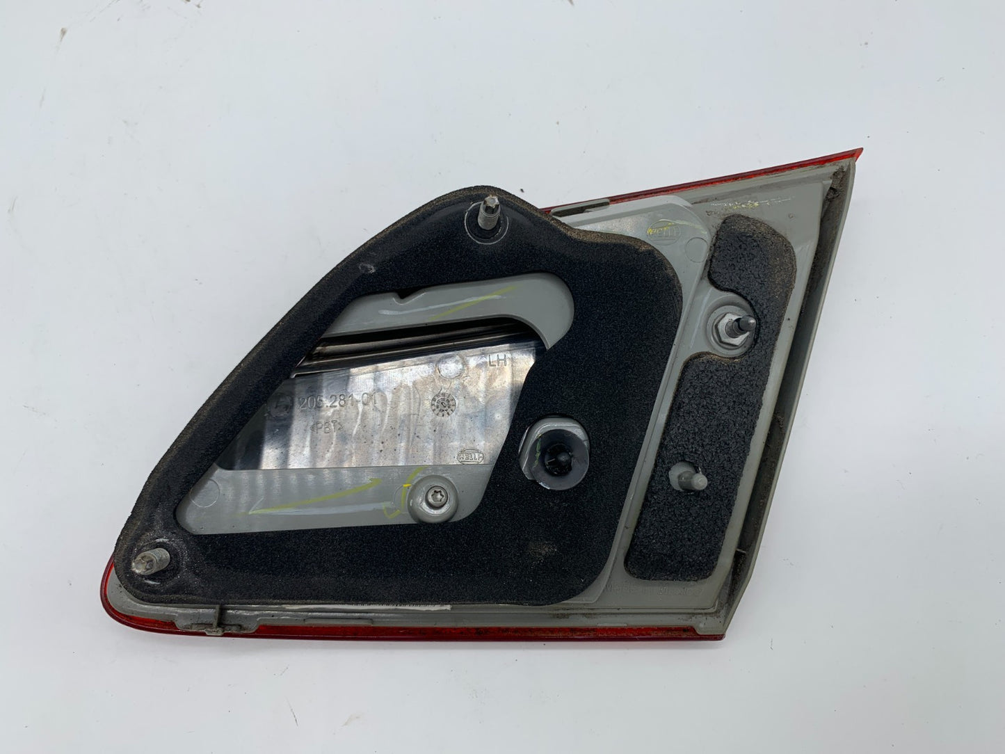 2016-2019 Nissan Sentra Driver Inner Trunk Lid Tail Light OEM D02B70014