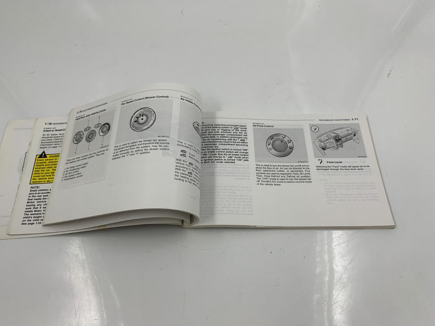 2003 Hyundai Santa FE Owners Manual OEM D01B37008