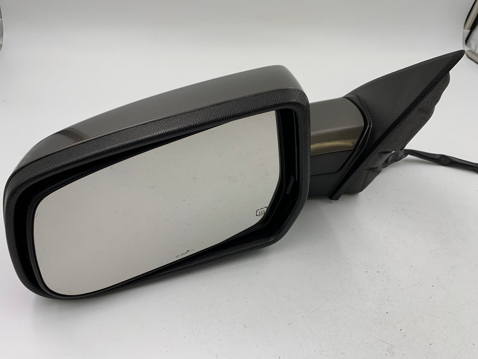 2010-2011 GMC Terrain Driver Side View Power Door Mirror Gray OEM C04B58001