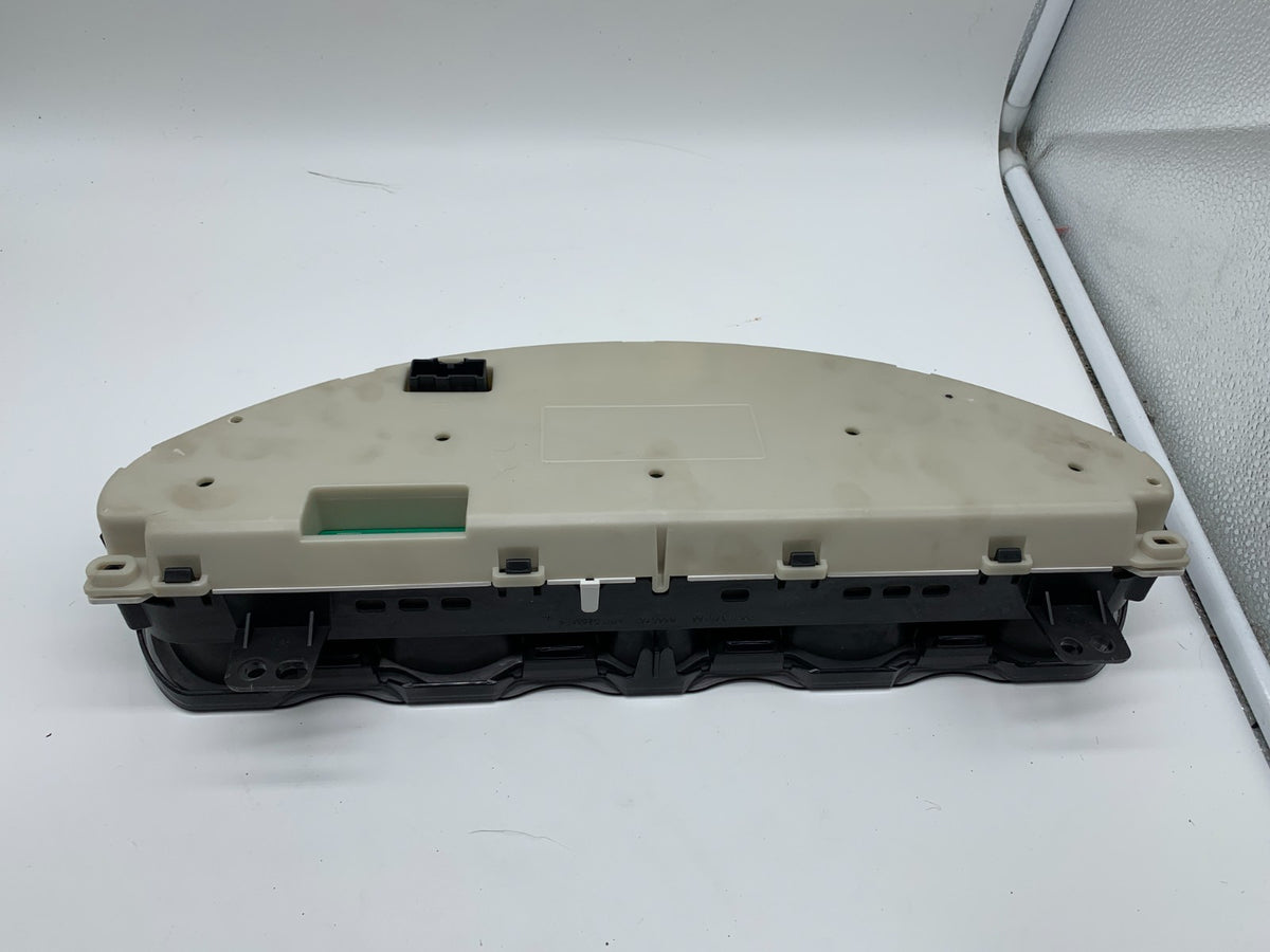 2013 GMC Acadia Speedometer Instrument Cluster 174,760 Miles OEM B03B46007