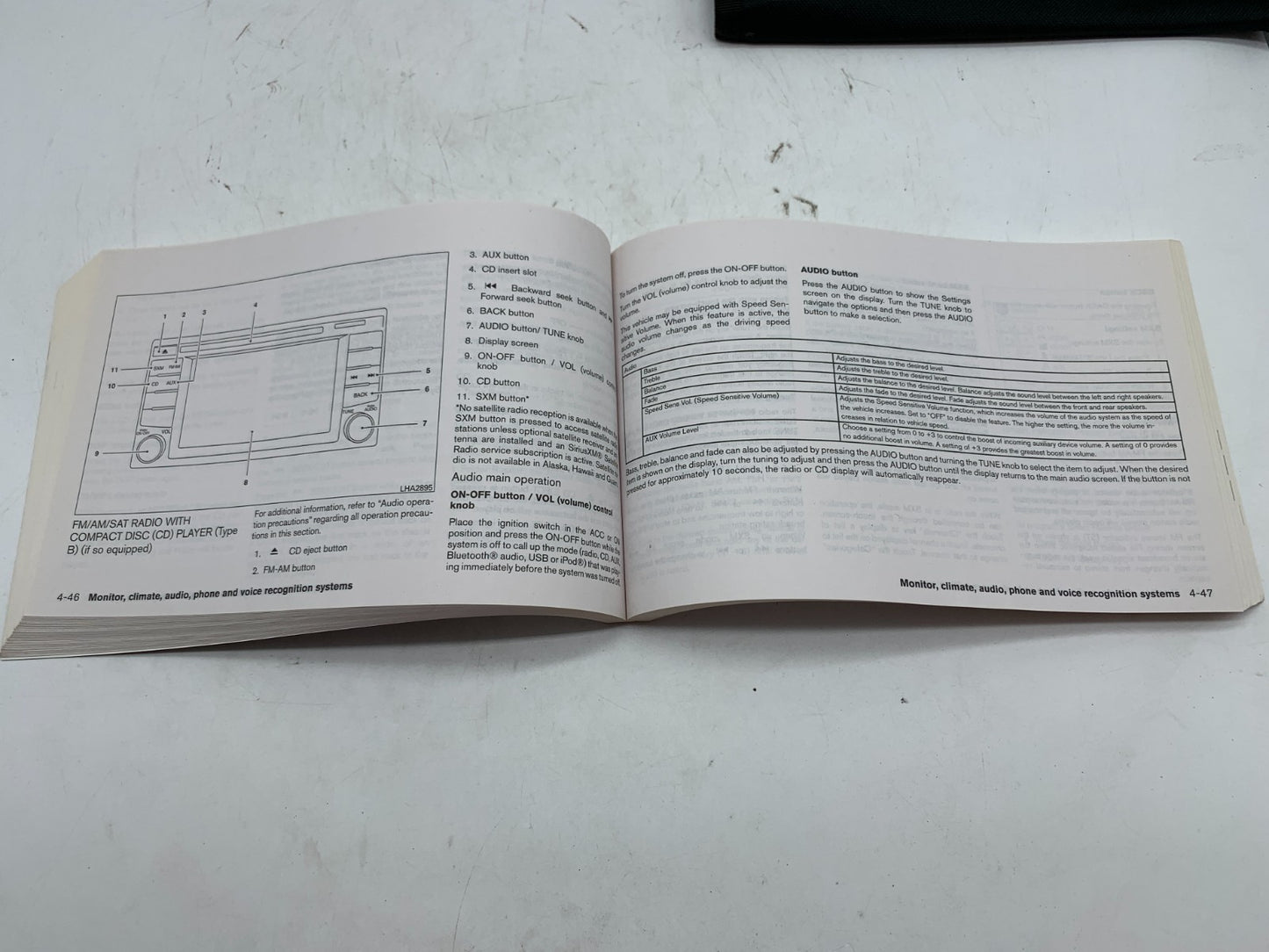2016 Nissan Sentra Owners Manual Set with Case OEM A04B35009