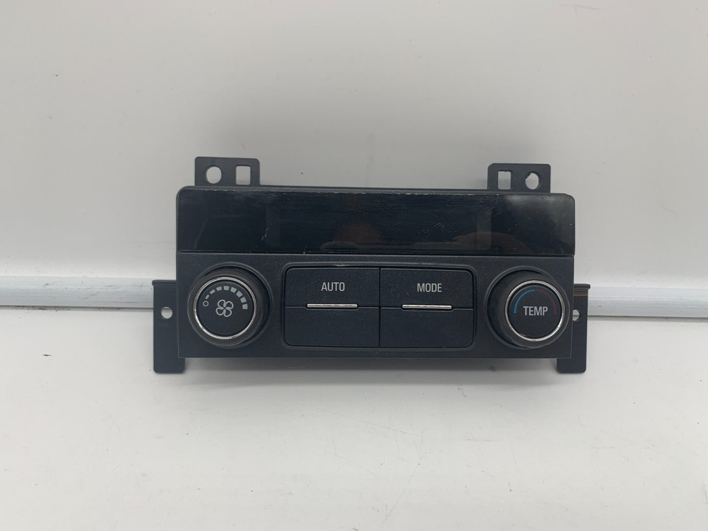 2018-2020 Chevrolet Traverse Rear Climate Control AC Heater OEM E01B53007