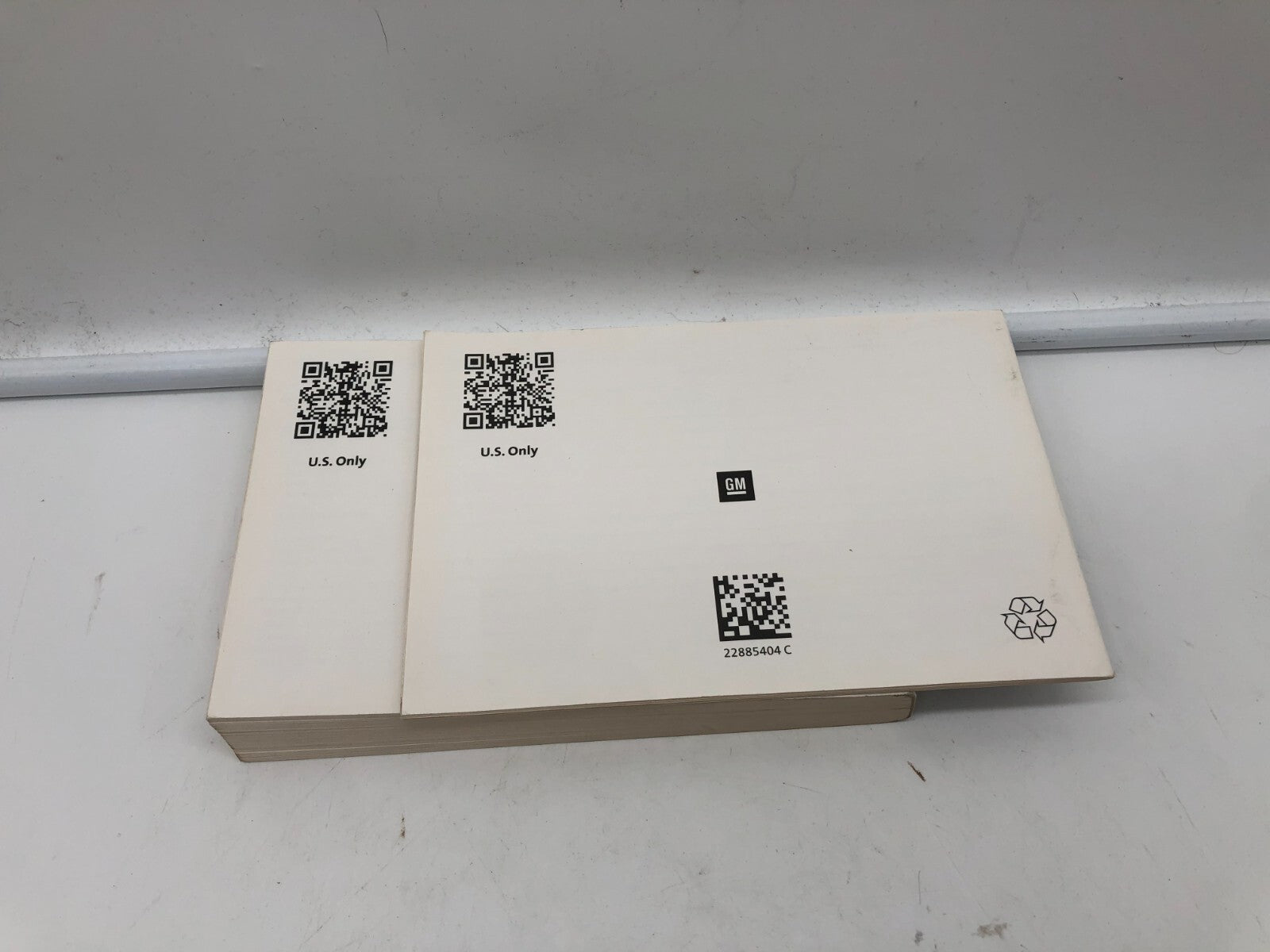 2015 Chevrolet Silverado 1500 Owners Manual Set OEM F01B46005