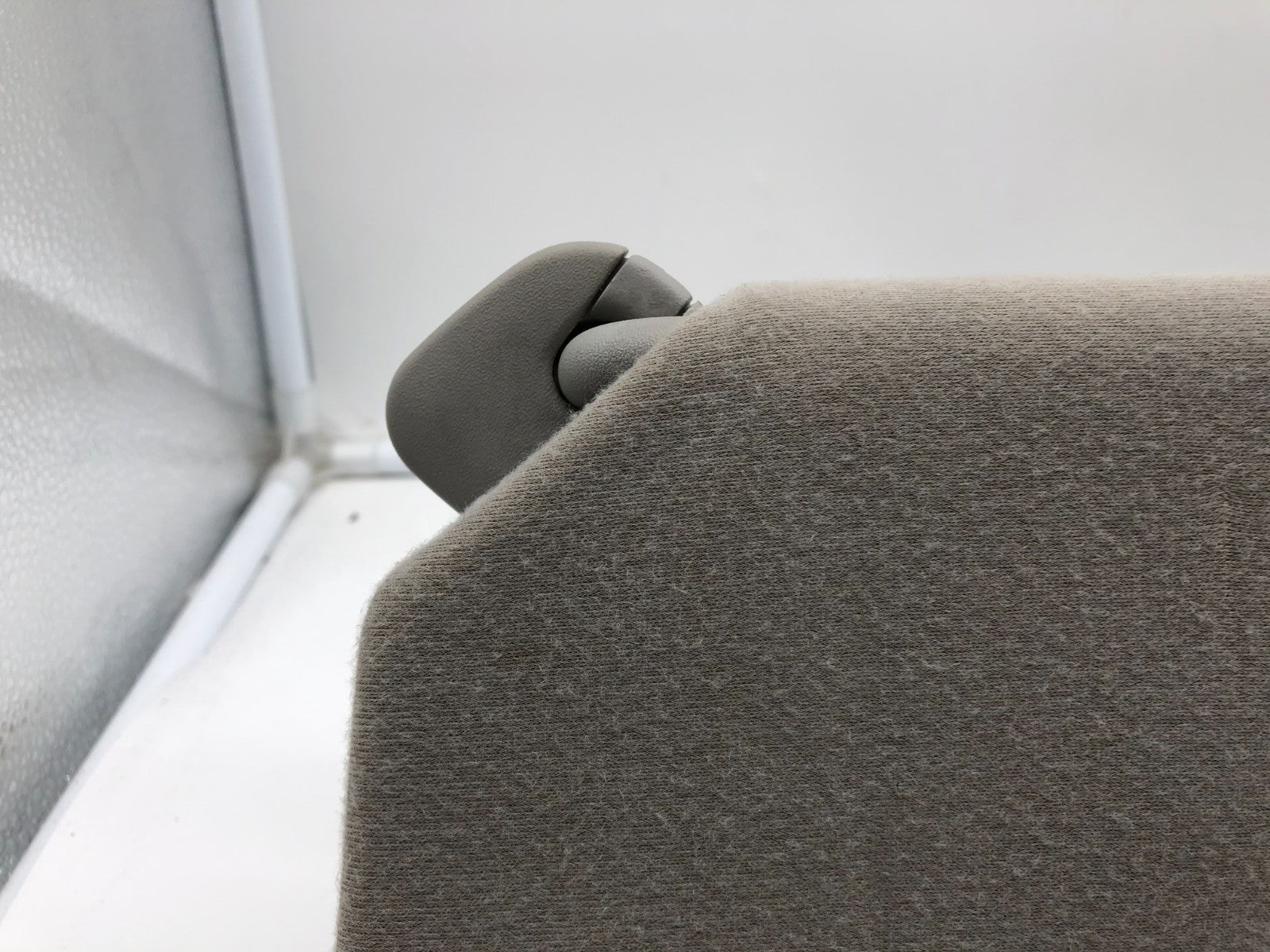 2005-2006 Toyota Camry Passenger Sun Visor Gray OEM D03B08001