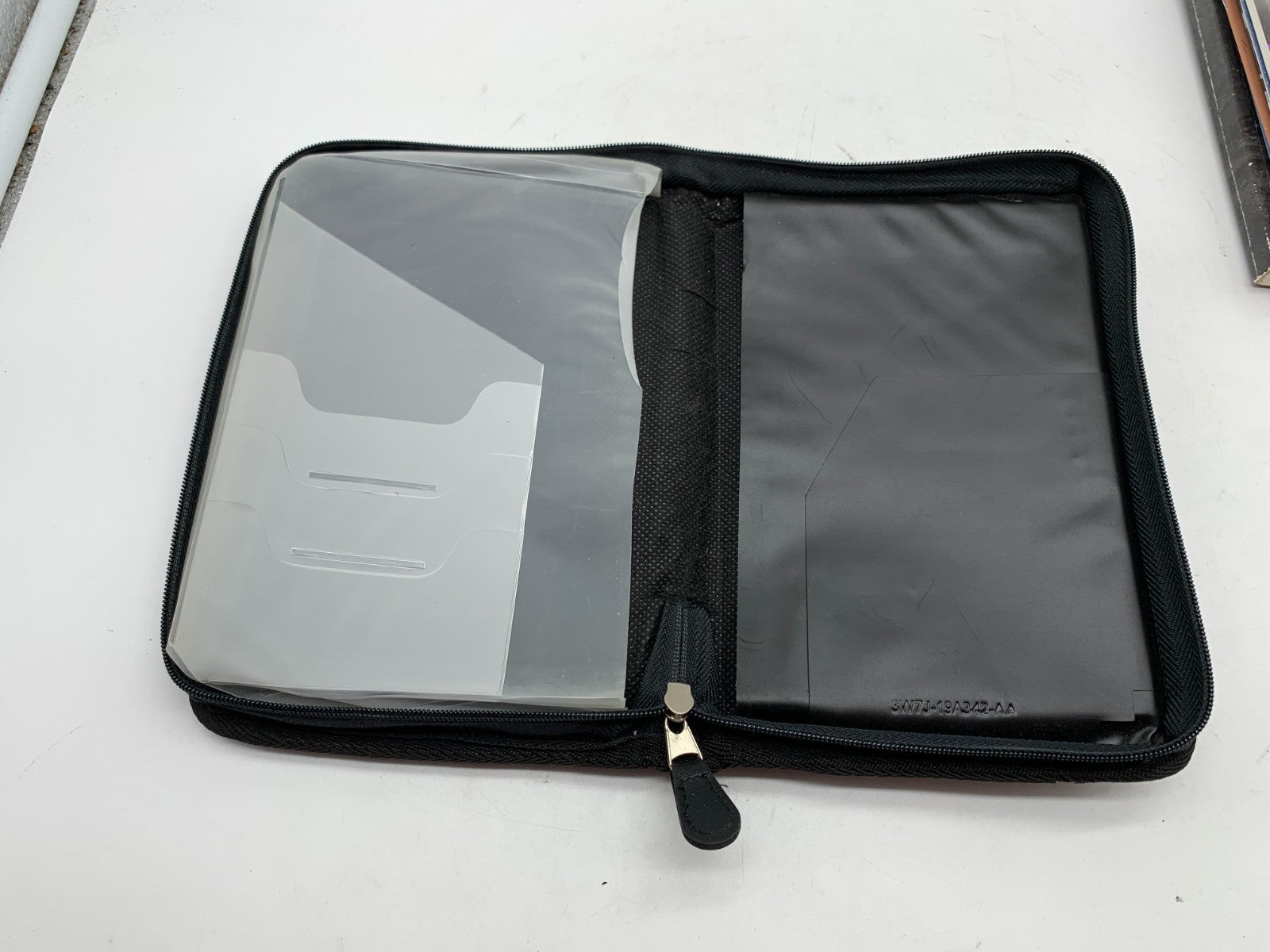 2015 Ford F-150 F150 Owners Manual Set with Case OEM B03B51012