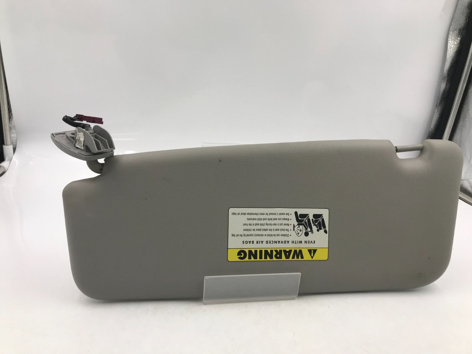 2006-2009 BMW 528i Passenger Sun Visor Gray Illuminated OEM D04B32083