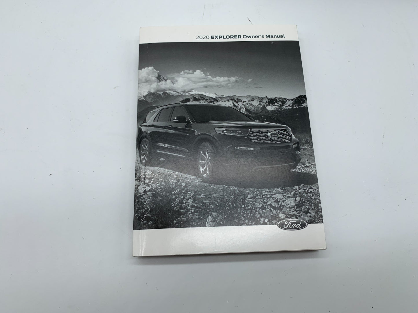 2020 Ford Explorer Owners Manual Set with Case OEM A01B51005