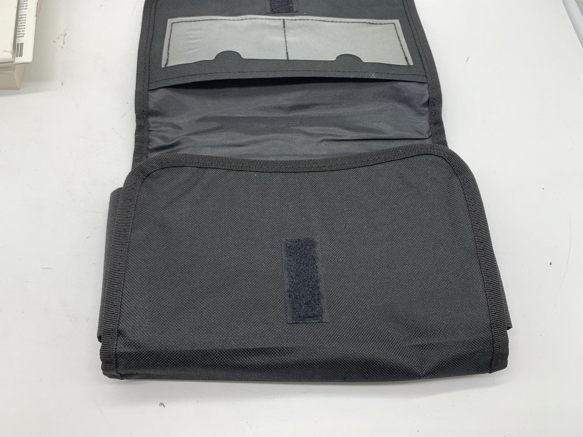 2018 Nissan Rogue Sport Owners Manual Set with Case OEM R01B24003