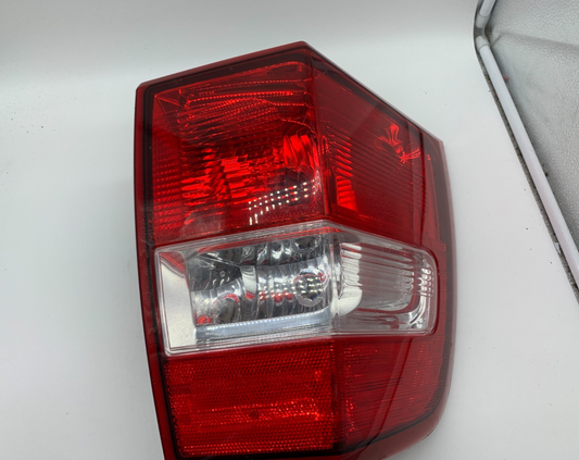 2007-2017 Ford Expedition Driver Tail Light Taillight OEM D02B69011