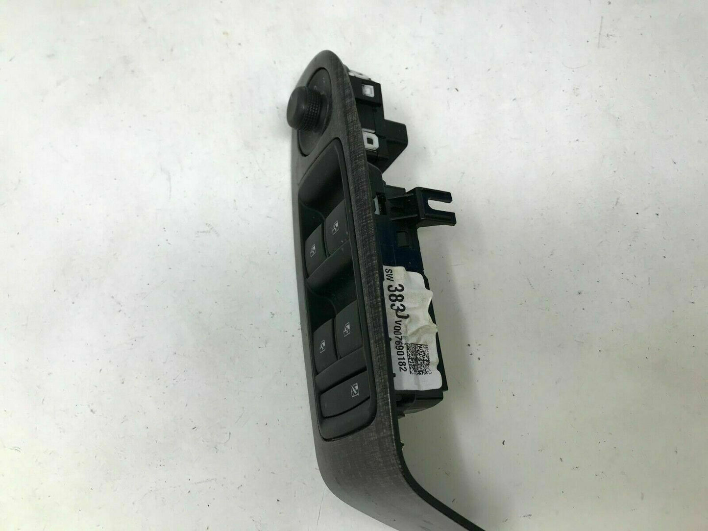 2013-2016 Chevy Malibu Master Power Window Switch OEM C02B40018