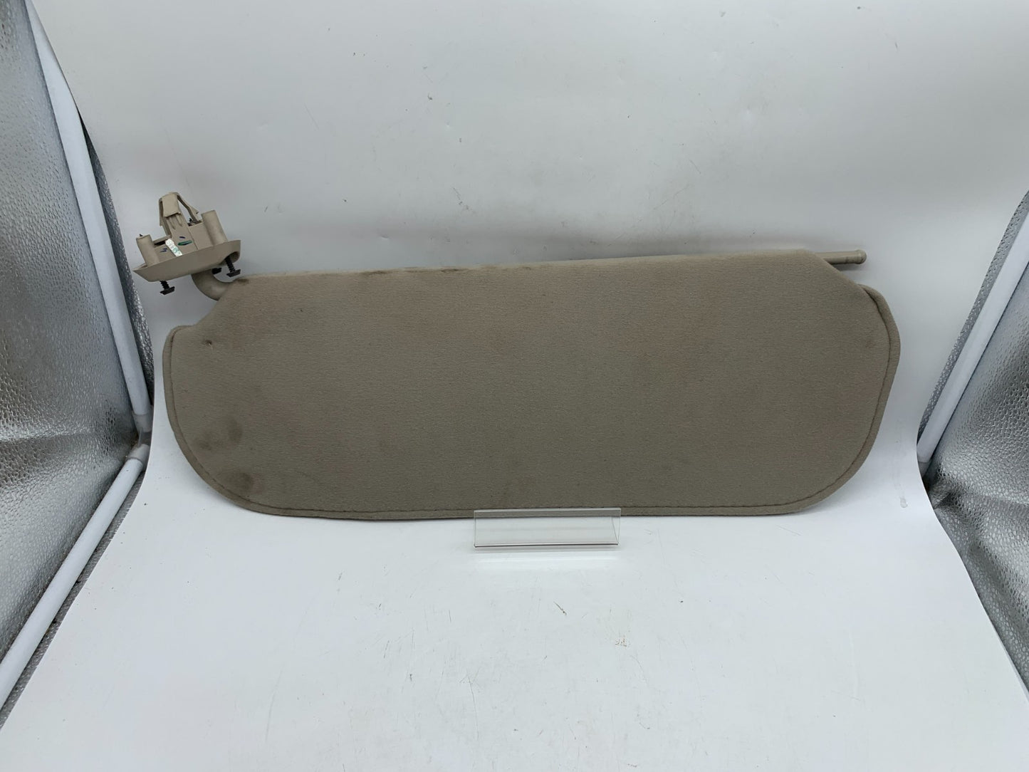 2003-2019 GMC Savana 2500 Driver Sun Visor OEM D03B50002