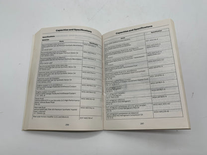 2018 Ford Mustang Owners Manual Set with Case OEM C02B21033