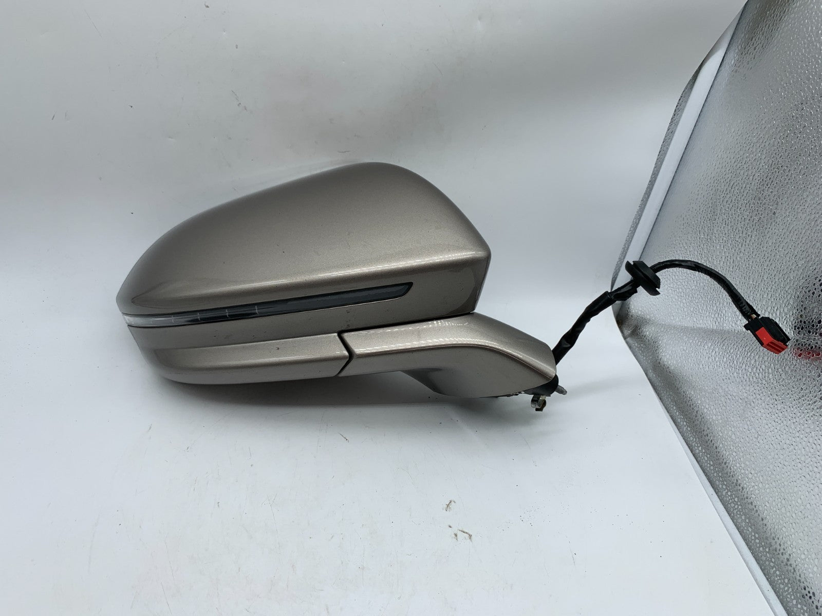 2015-2019 Lincoln MKC Passenger Side Power Door Mirror White BSA OEM C02B06007